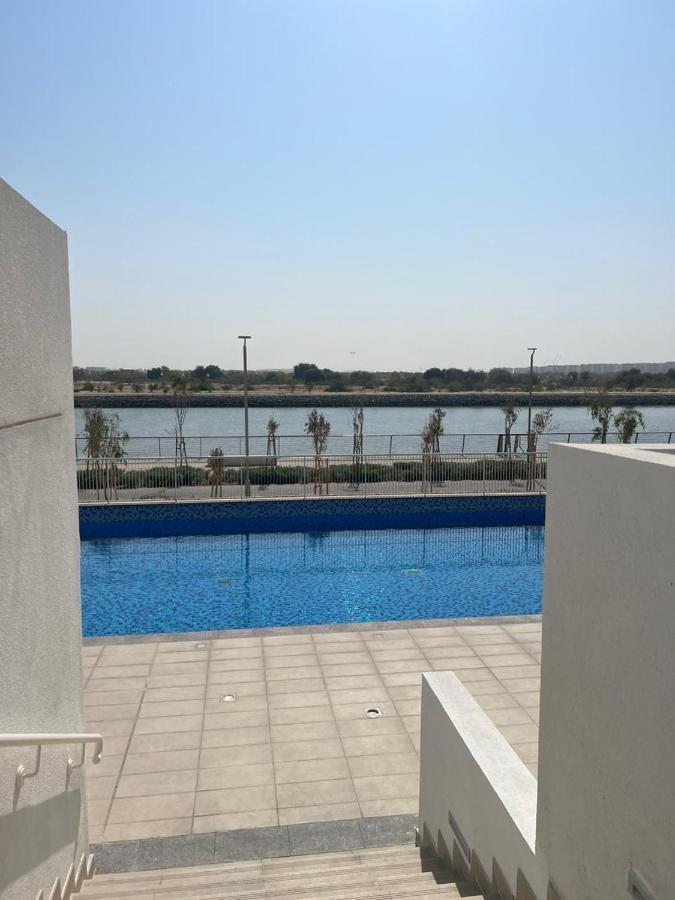 Next To Yas Island'S Gems - Canal+Pool View Abu Dhabi Exterior foto